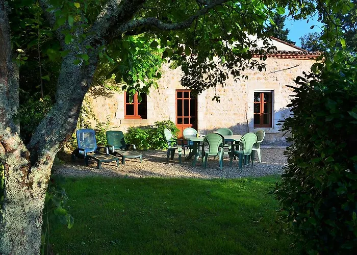 Logis De Flamenac Holiday home Pranzac